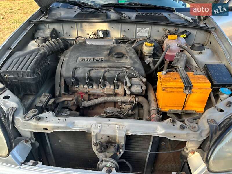 Седан Daewoo Sens 2003 в Полтаве