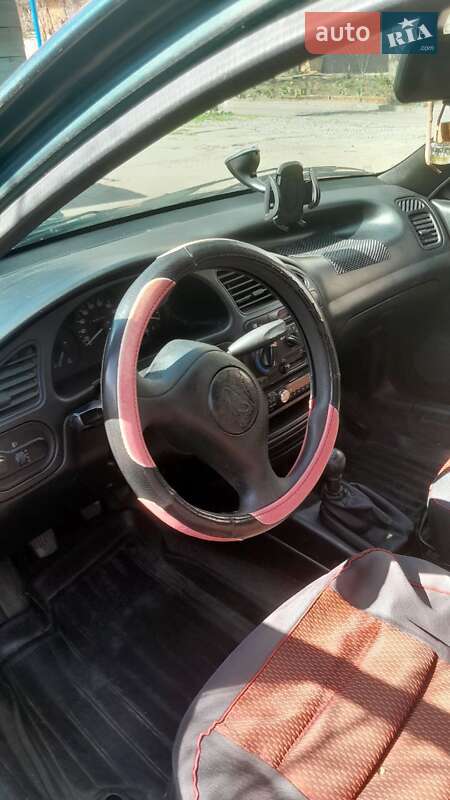Седан Daewoo Sens 2005 в Миколаєві