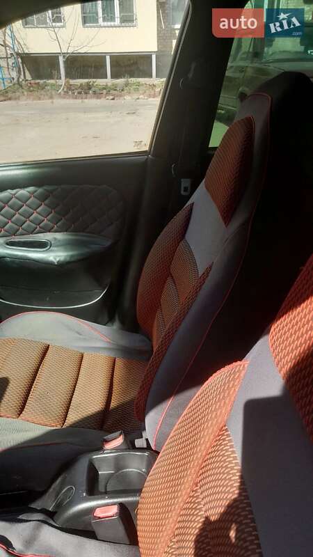 Седан Daewoo Sens 2005 в Миколаєві