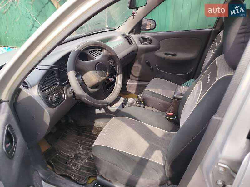Седан Daewoo Sens 2005 в Виннице