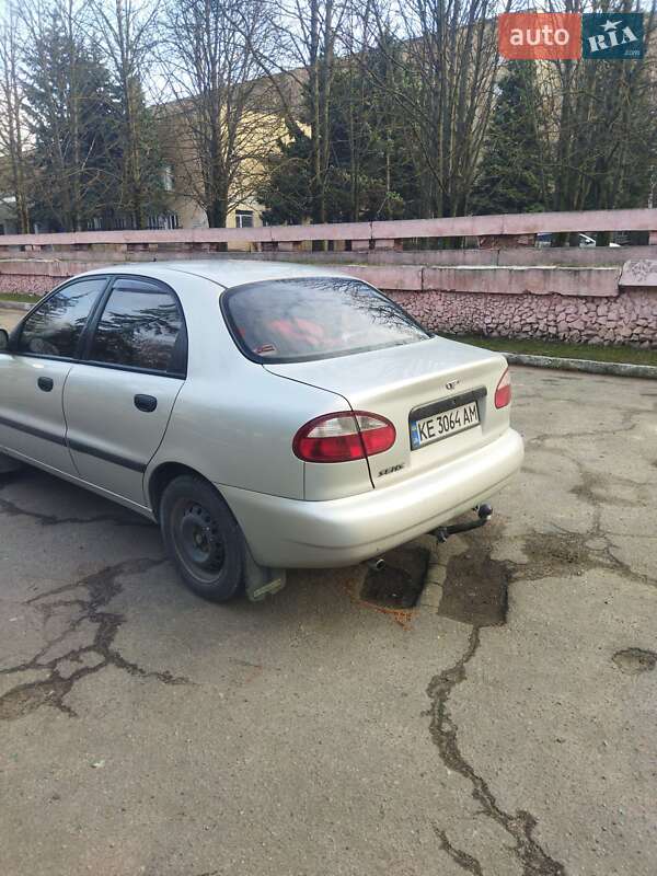 Седан Daewoo Sens 2004 в Дніпрі