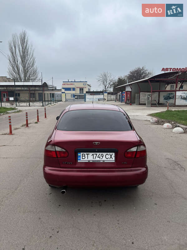 Седан Daewoo Sens 2006 в Херсоне