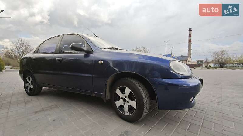 Седан Daewoo Sens 2005 в Днепре