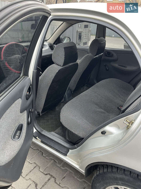 Седан Daewoo Sens 2005 в Киеве