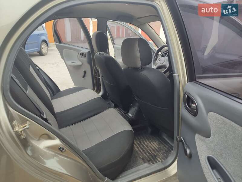 Седан Daewoo Sens 2006 в Житомире