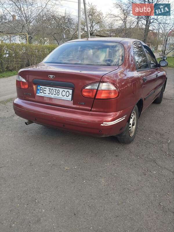 Седан Daewoo Sens 2004 в Первомайске