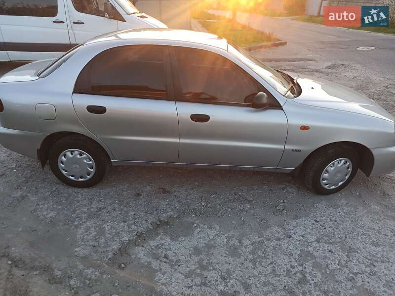 Седан Daewoo Sens 2003 в Каменском