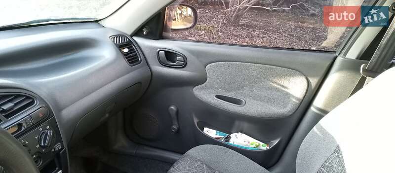 Седан Daewoo Sens 2005 в Павлограде