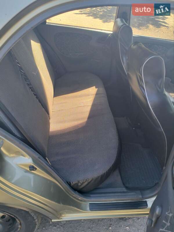 Седан Daewoo Sens 2002 в Покрове