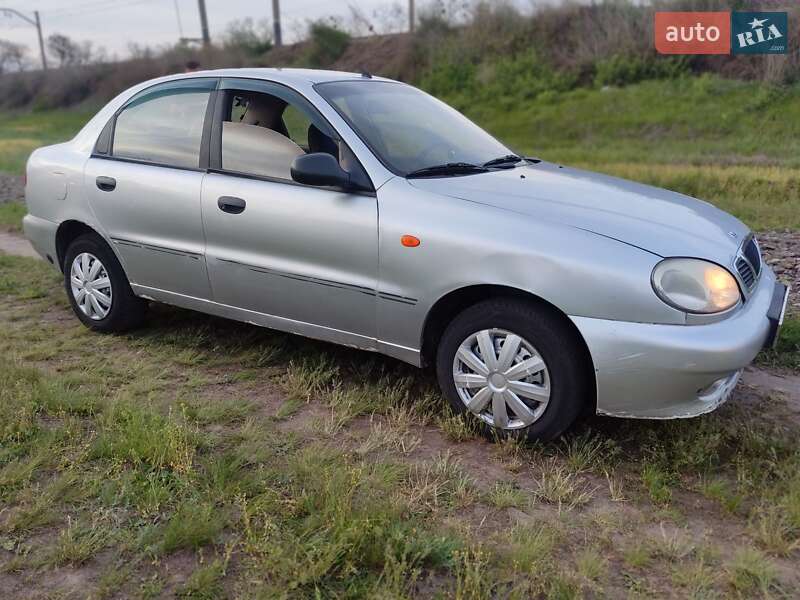 Седан Daewoo Sens 2005 в Смеле
