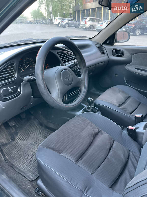 Седан Daewoo Sens 2004 в Черкассах
