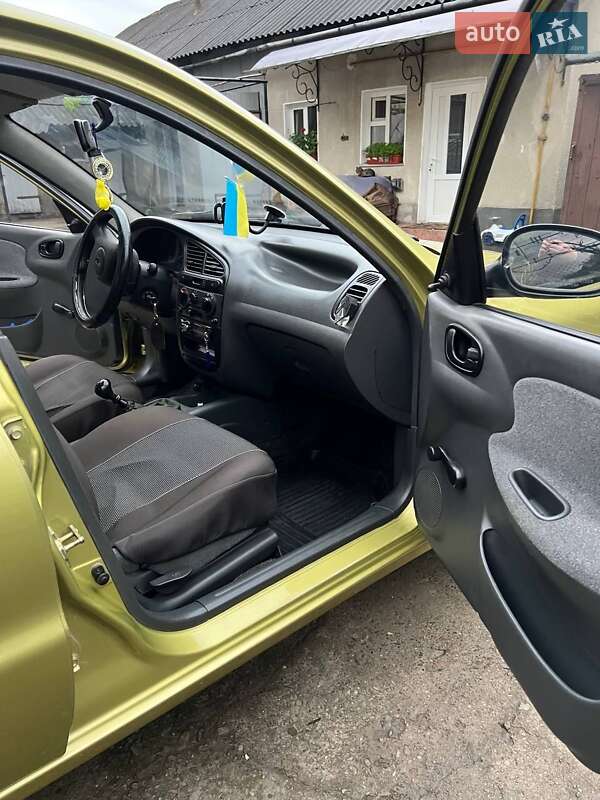 Седан Daewoo Sens 2007 в Галичі
