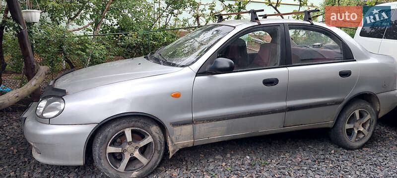 Седан Daewoo Sens 2005 в Иршаве