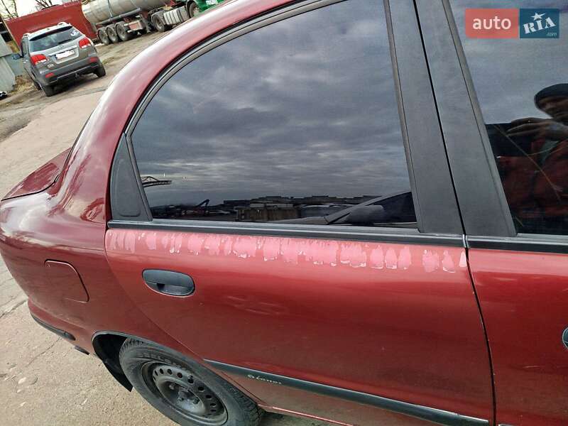 Седан Daewoo Sens 2004 в Буче