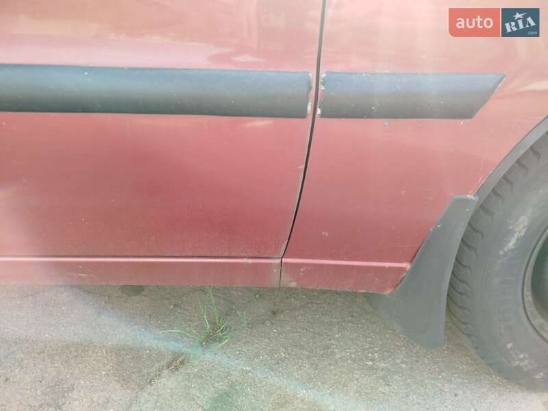 Седан Daewoo Sens 2004 в Буче