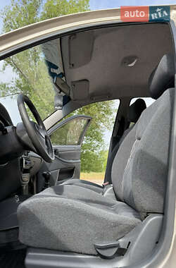 Седан Daewoo Sens 2012 в 