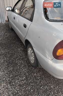 Седан Daewoo Sens 2011 в 