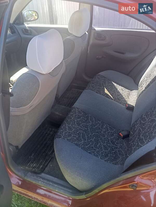 Седан Daewoo Sens 2006 в Радехове