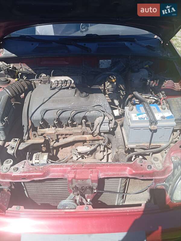 Седан Daewoo Sens 2006 в Радехове