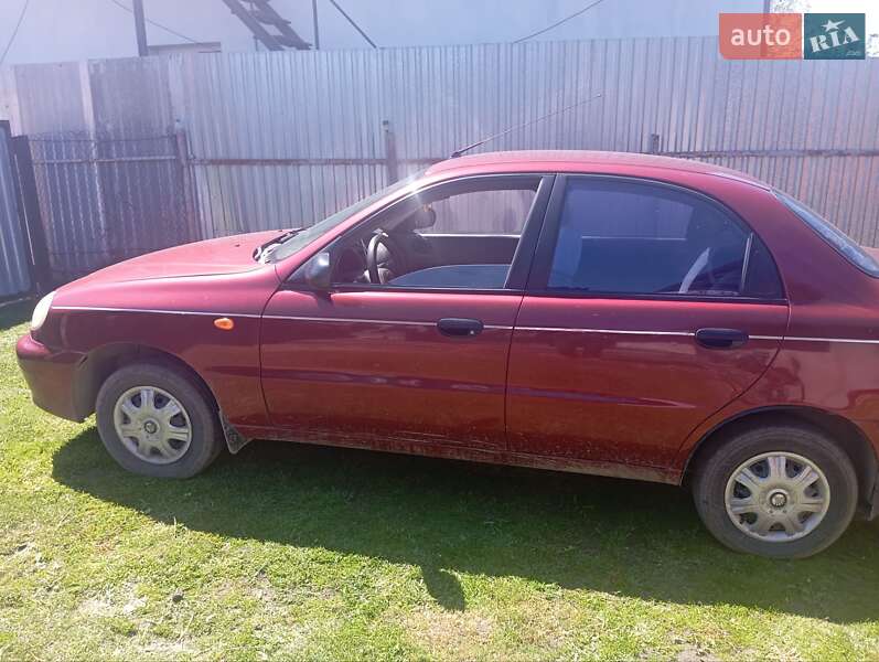 Седан Daewoo Sens 2006 в Радехове