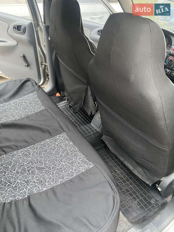 Седан Daewoo Sens 2006 в Днепре
