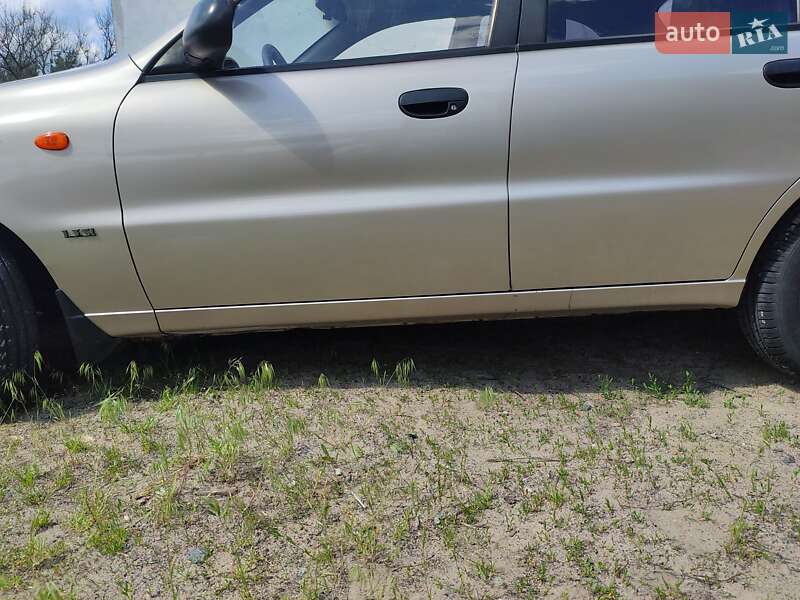 Седан Daewoo Sens 2004 в Песковке