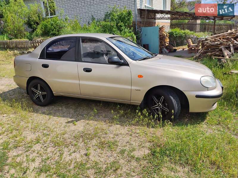 Седан Daewoo Sens 2004 в Песковке