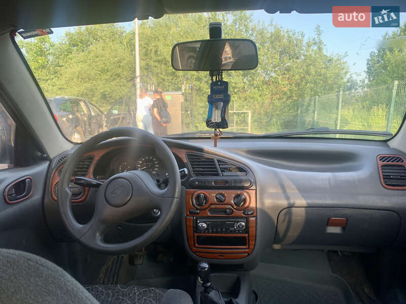 Седан Daewoo Sens 2005 в Дрогобыче