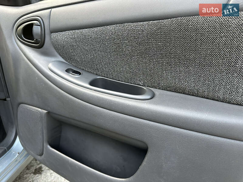 Седан Daewoo Sens 2012 в Іванкові