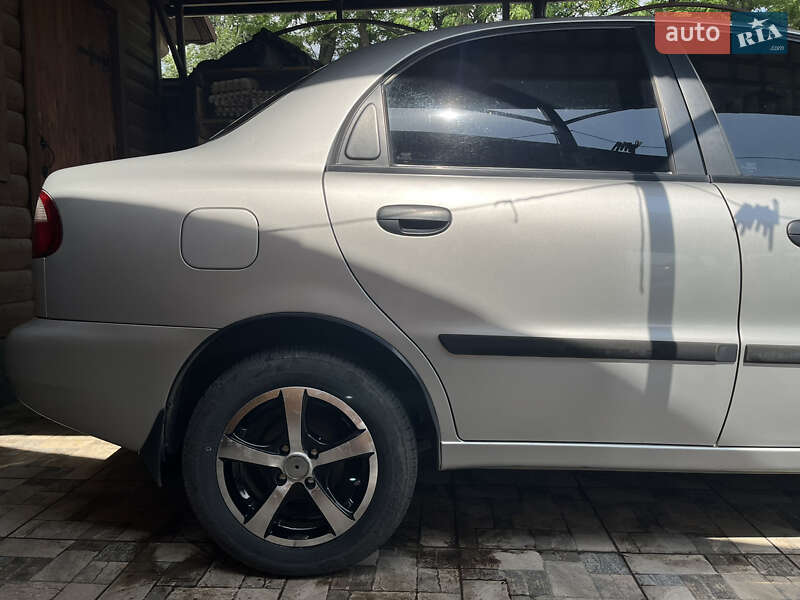 Седан Daewoo Sens 2007 в Бобровице
