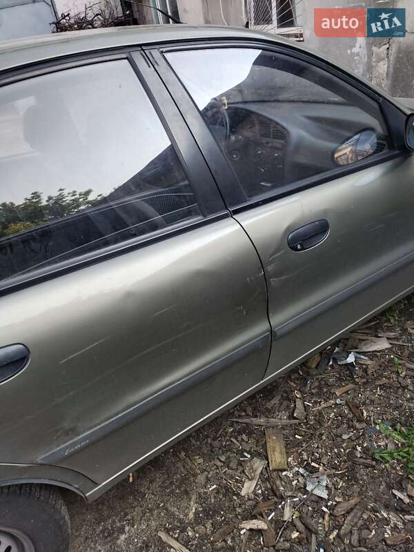 Daewoo Sens 2004