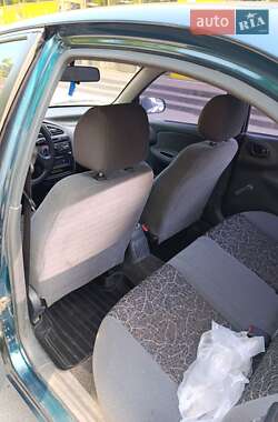 Седан Daewoo Sens 2004 в 