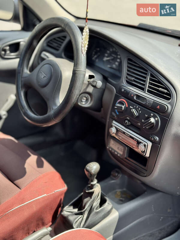 Седан Daewoo Sens 2004 в Кривом Роге