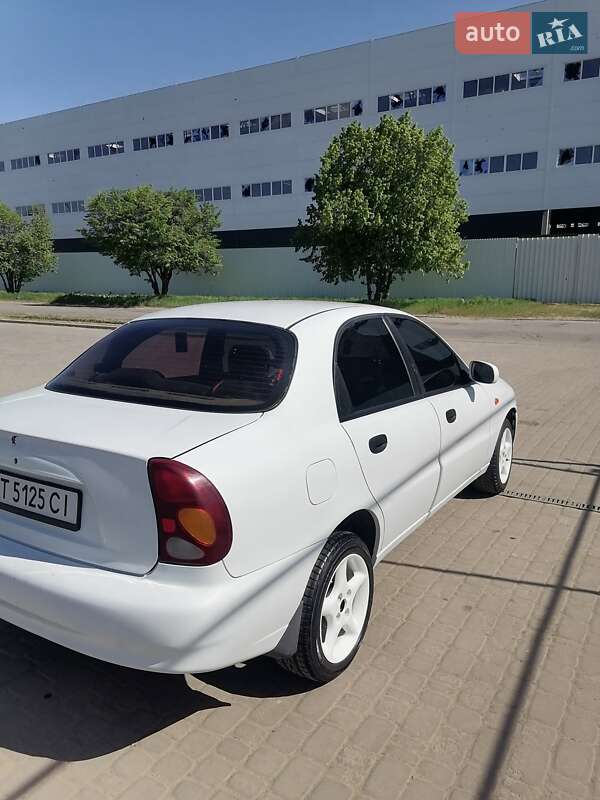 Седан Daewoo Sens 2012 в Херсоні