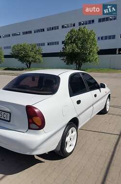 Седан Daewoo Sens 2012 в 