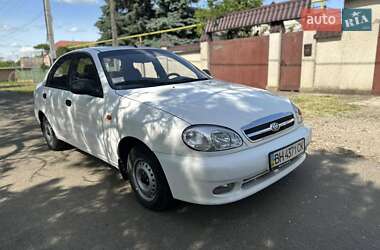 Седан Daewoo Sens 2011 в 