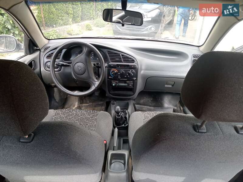 Седан Daewoo Sens 2004 в Сокале