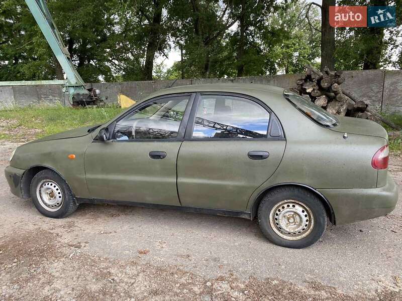 Седан Daewoo Sens 2004 в Глухове