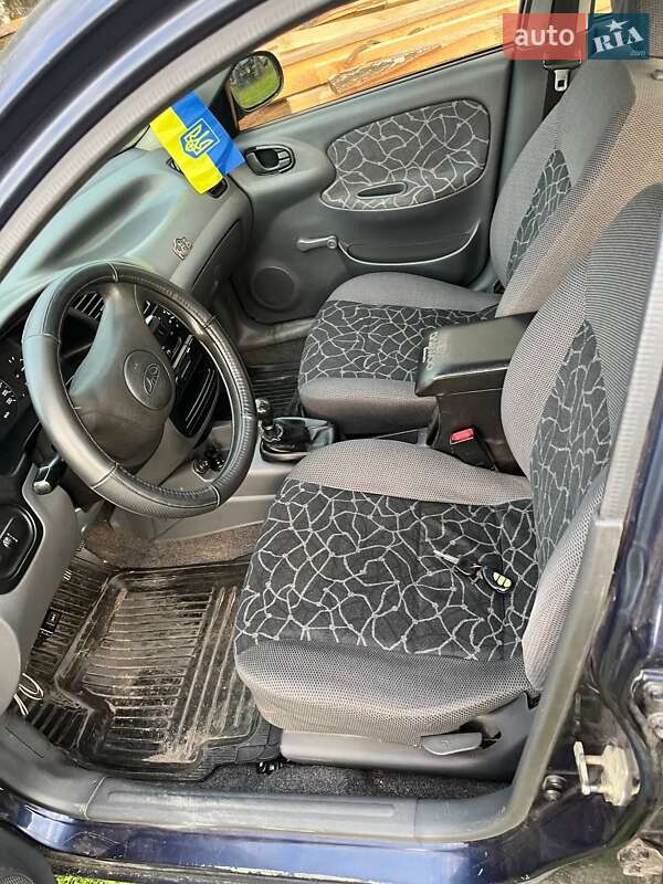 Седан Daewoo Sens 2003 в Козятині