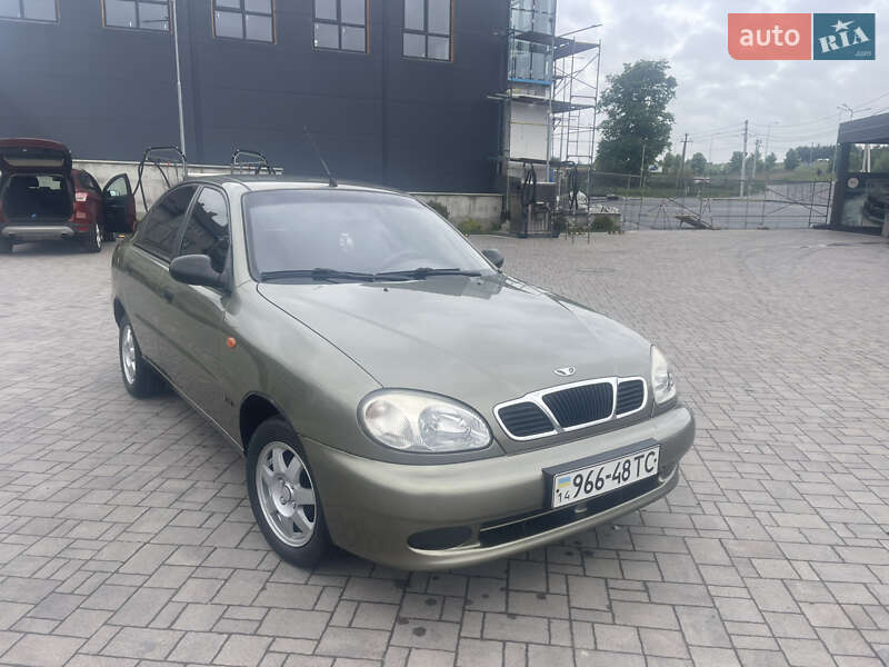 Седан Daewoo Sens 2004 в Львове