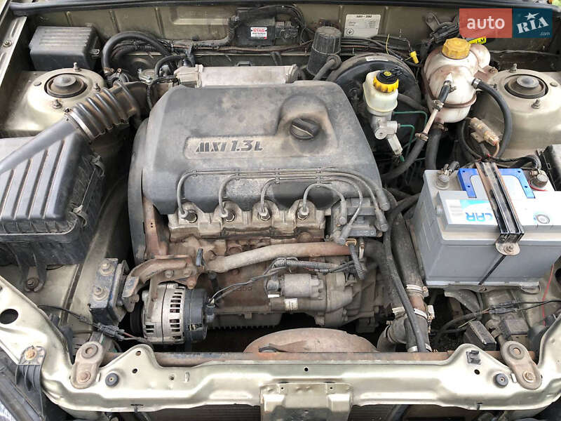 Седан Daewoo Sens 2005 в Днепре