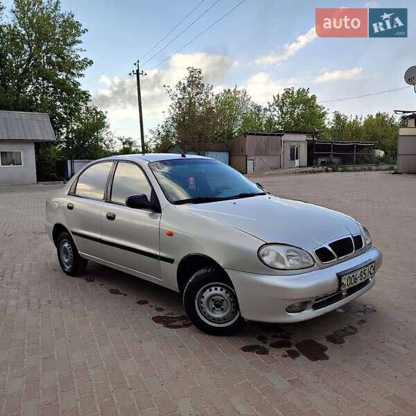 Седан Daewoo Sens 2003 в Івано-Франківську