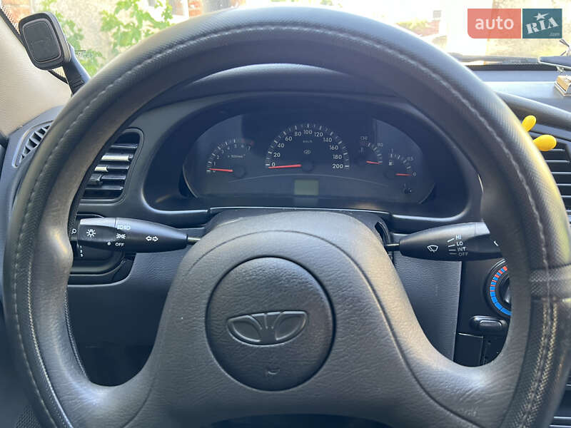 Седан Daewoo Sens 2005 в Доманевке