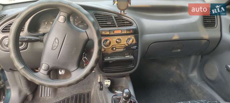 Седан Daewoo Sens 2004 в Харькове