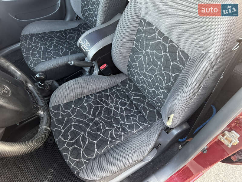 Седан Daewoo Sens 2003 в Харькове