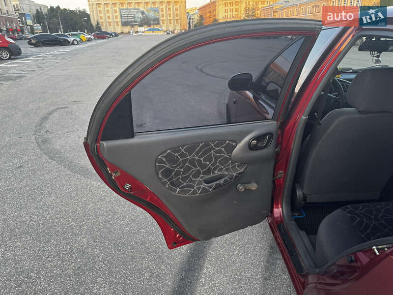 Седан Daewoo Sens 2003 в Харькове