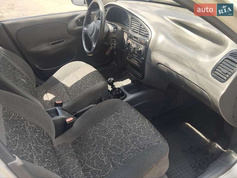 Седан Daewoo Sens 2005 в Запорожье