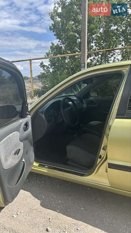 Седан Daewoo Sens 2006 в Кривом Роге