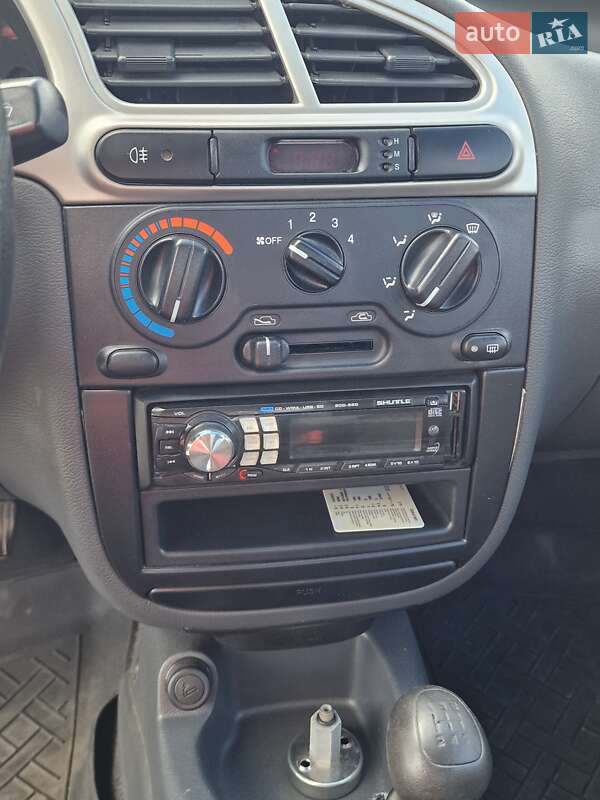 Седан Daewoo Sens 2010 в Василькове