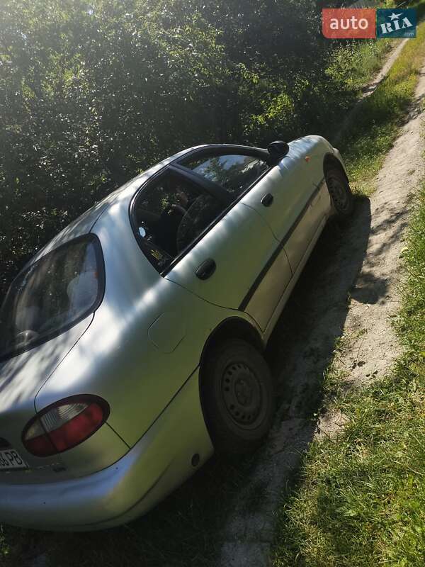 Седан Daewoo Sens 2007 в Сквире